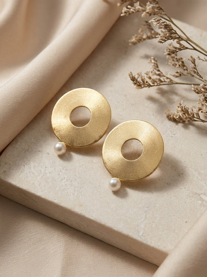 Solar Pearl Earrings