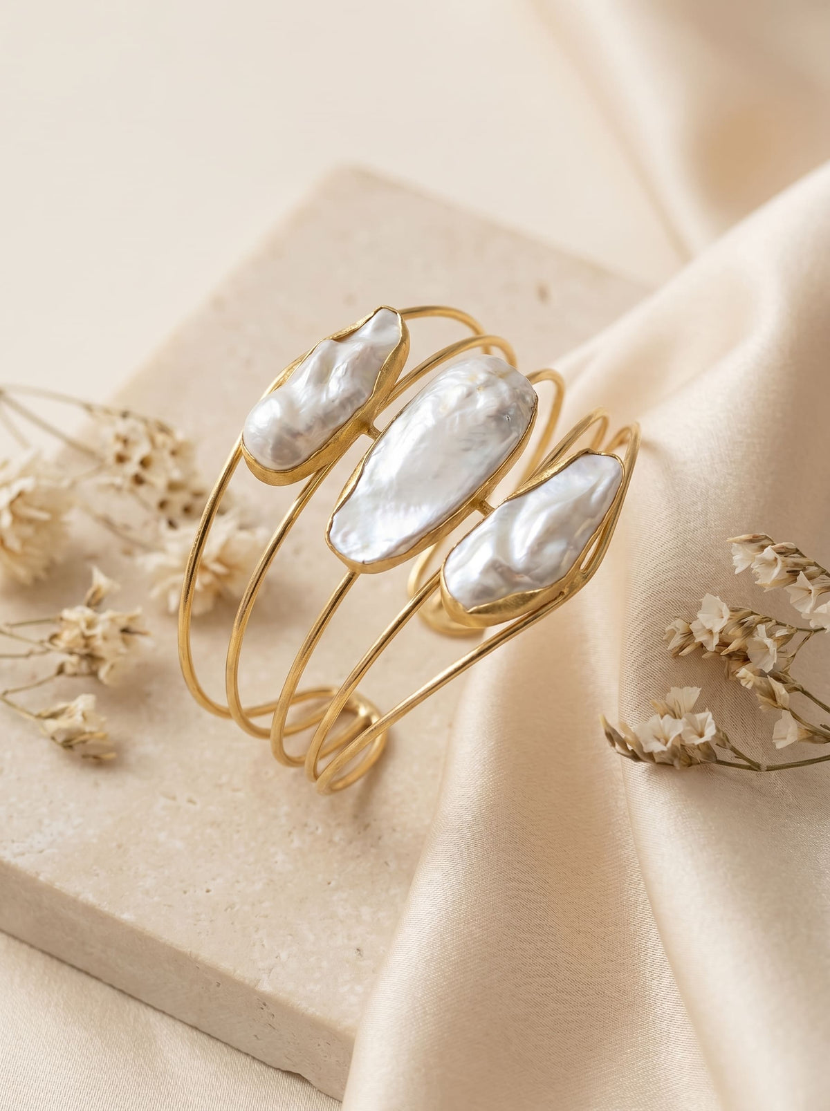 Pearl Cascade Bracelet