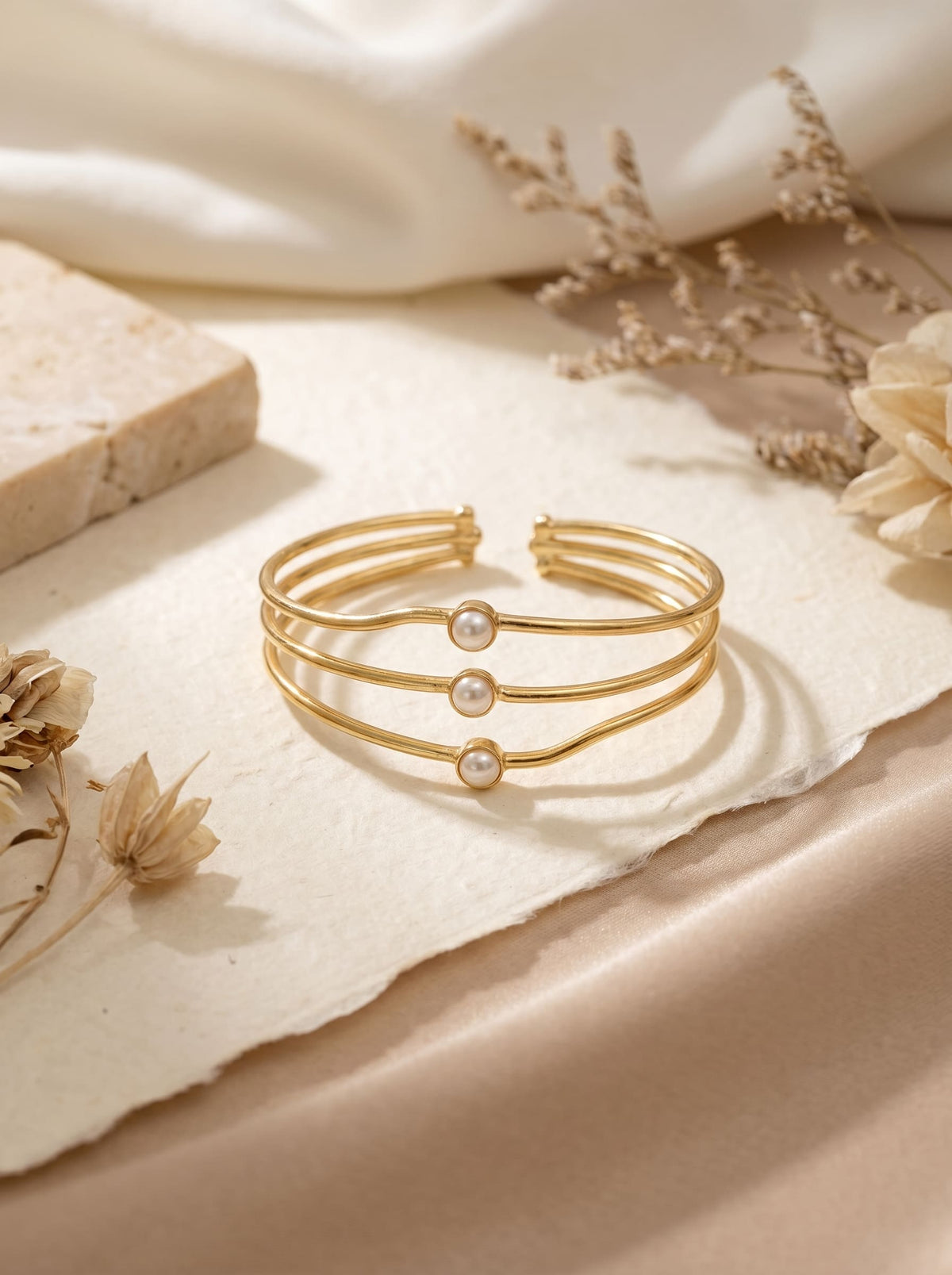 Pearl Orbit Bracelet