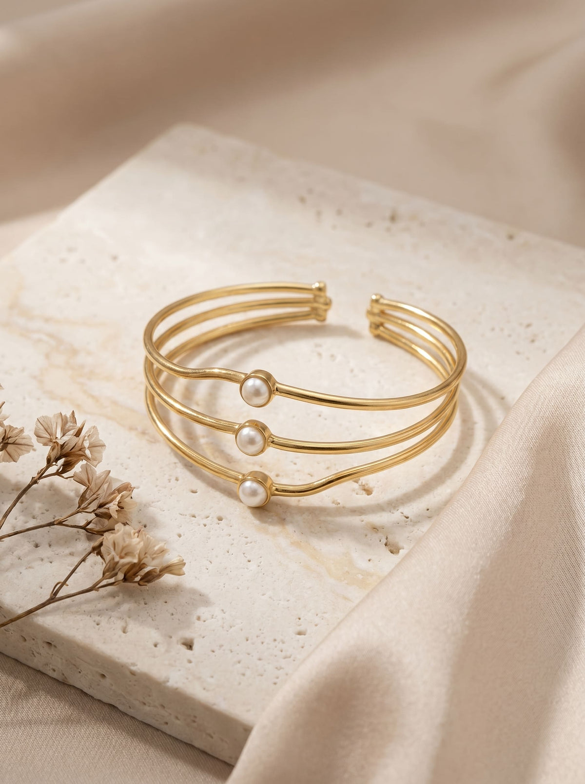 Pearl Orbit Bracelet
