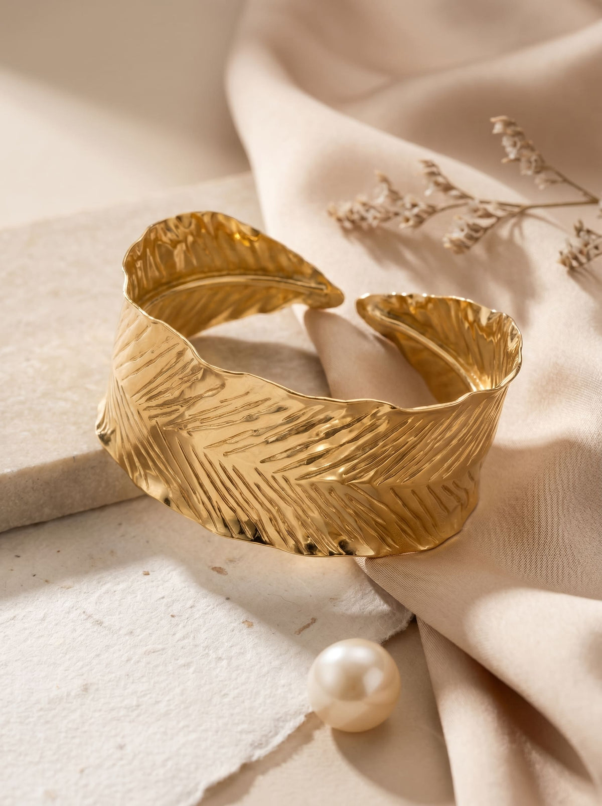 Textured Verdict Bracelet
