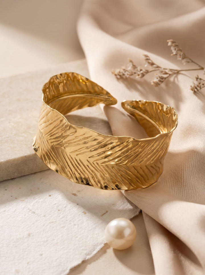Textured Verdict Bracelet