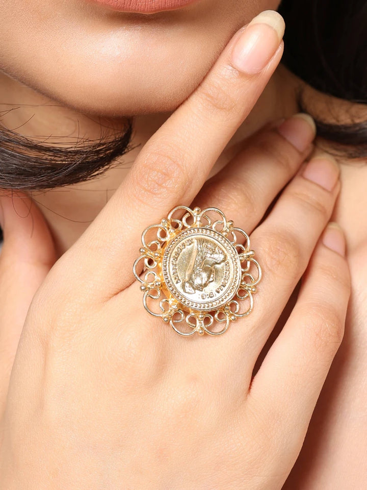 Royal Medallion Ring