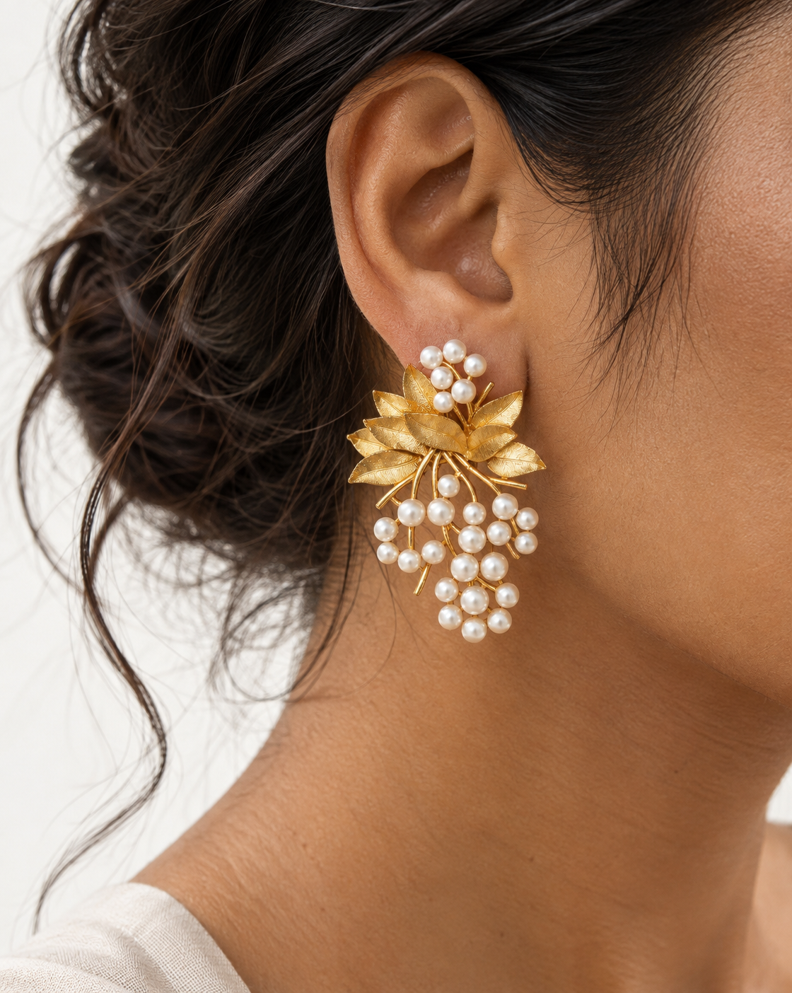 Elysia Drop Earrings